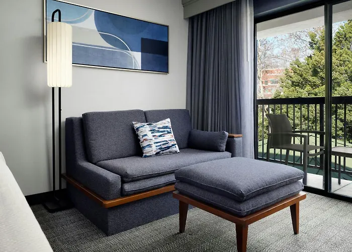 Courtyard By Marriott Stockton