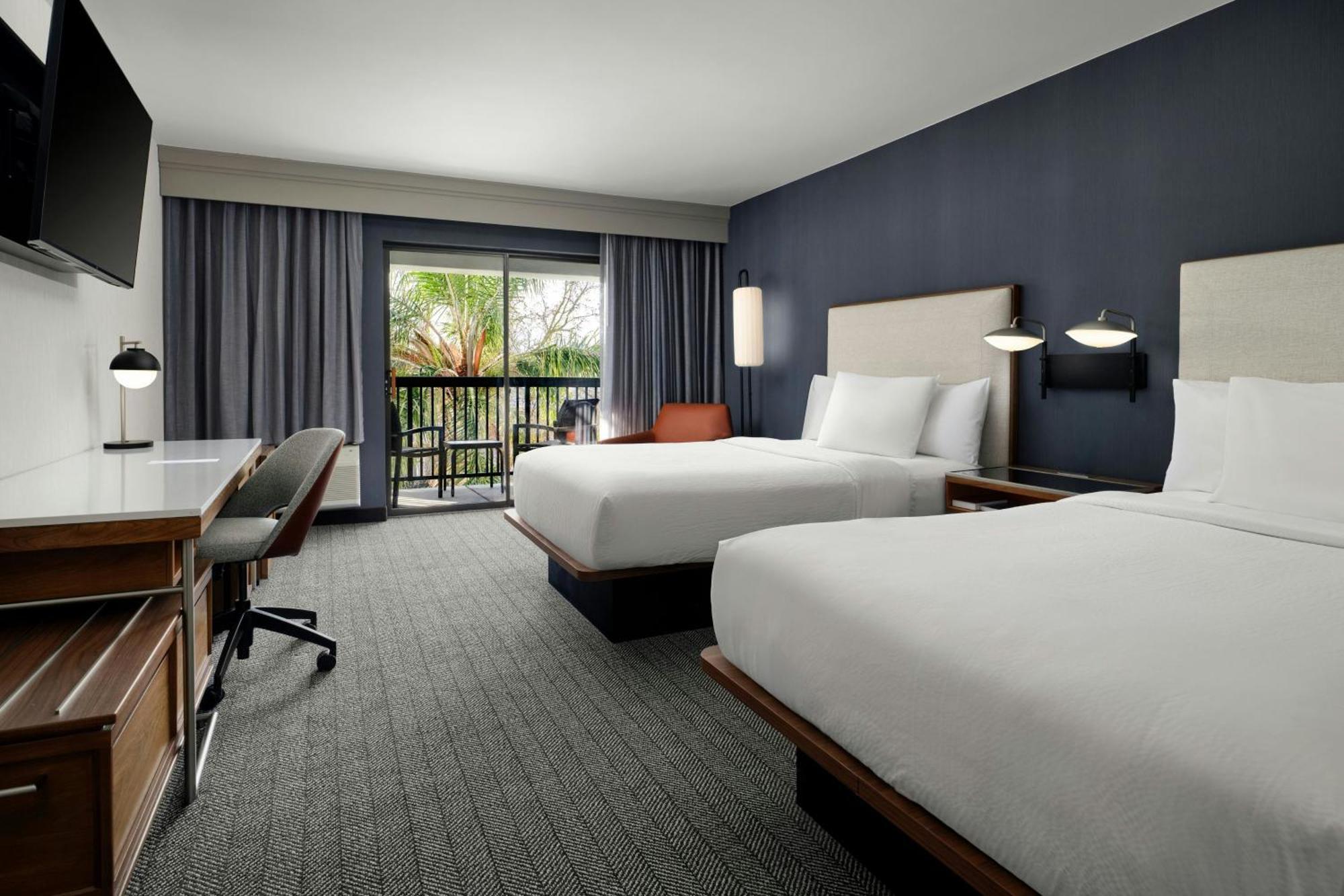 Hotel Courtyard By Marriott