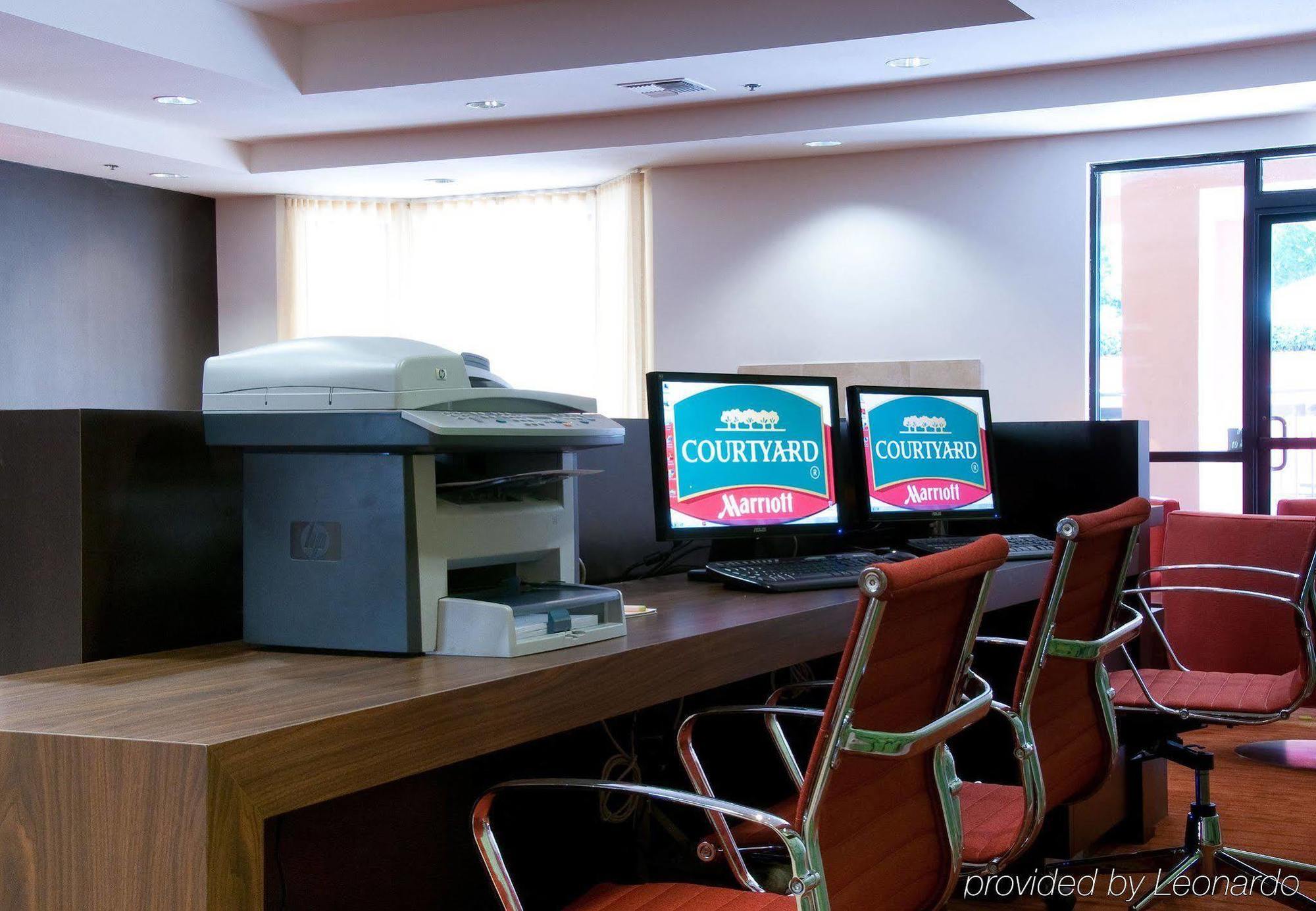 Courtyard By Marriott 3* Stockton