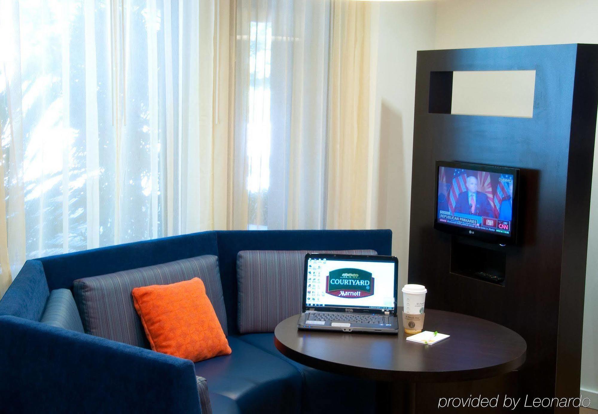 Courtyard By Marriott Hotel Stockton