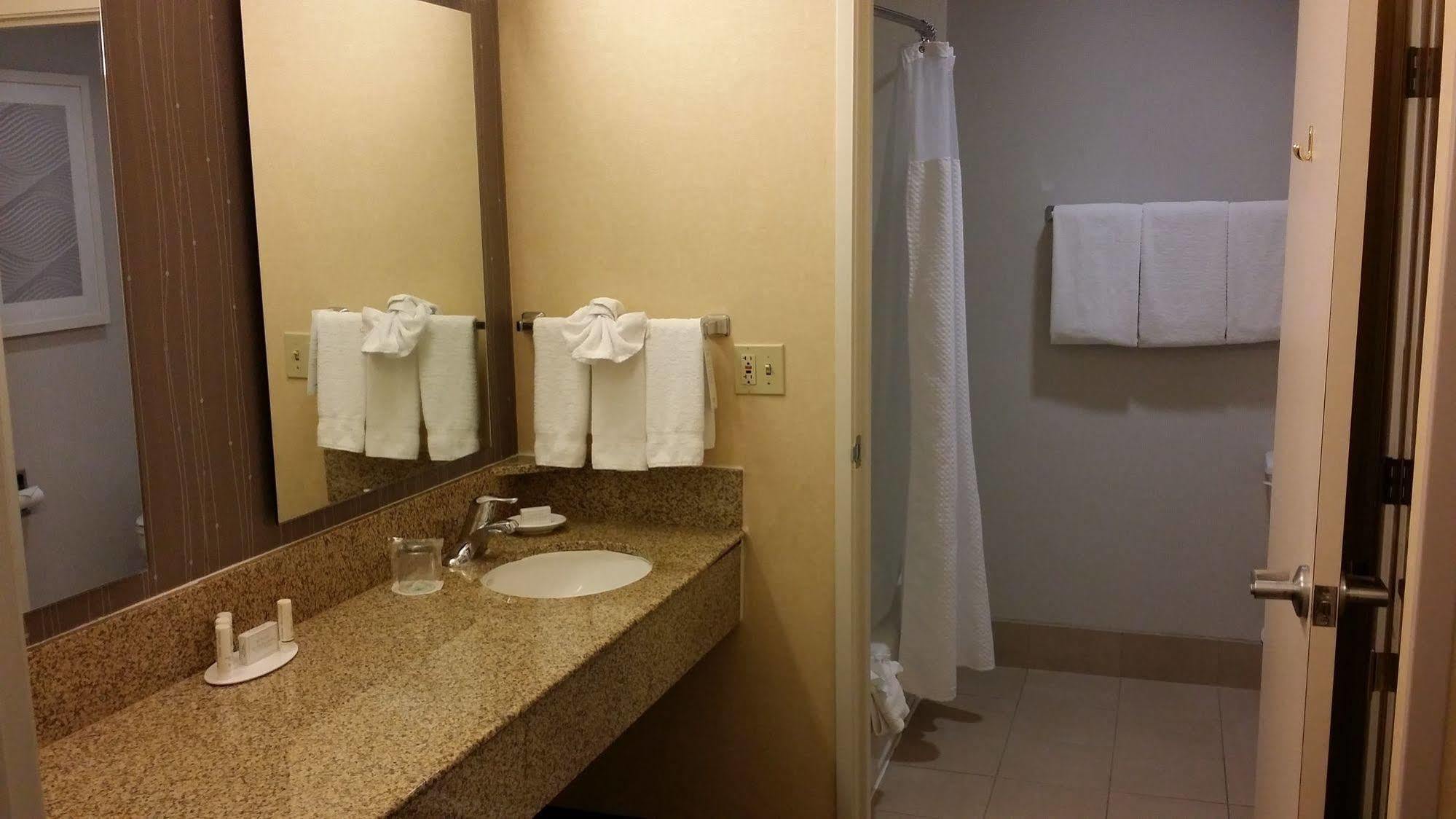 Hotel Courtyard By Marriott Stockton