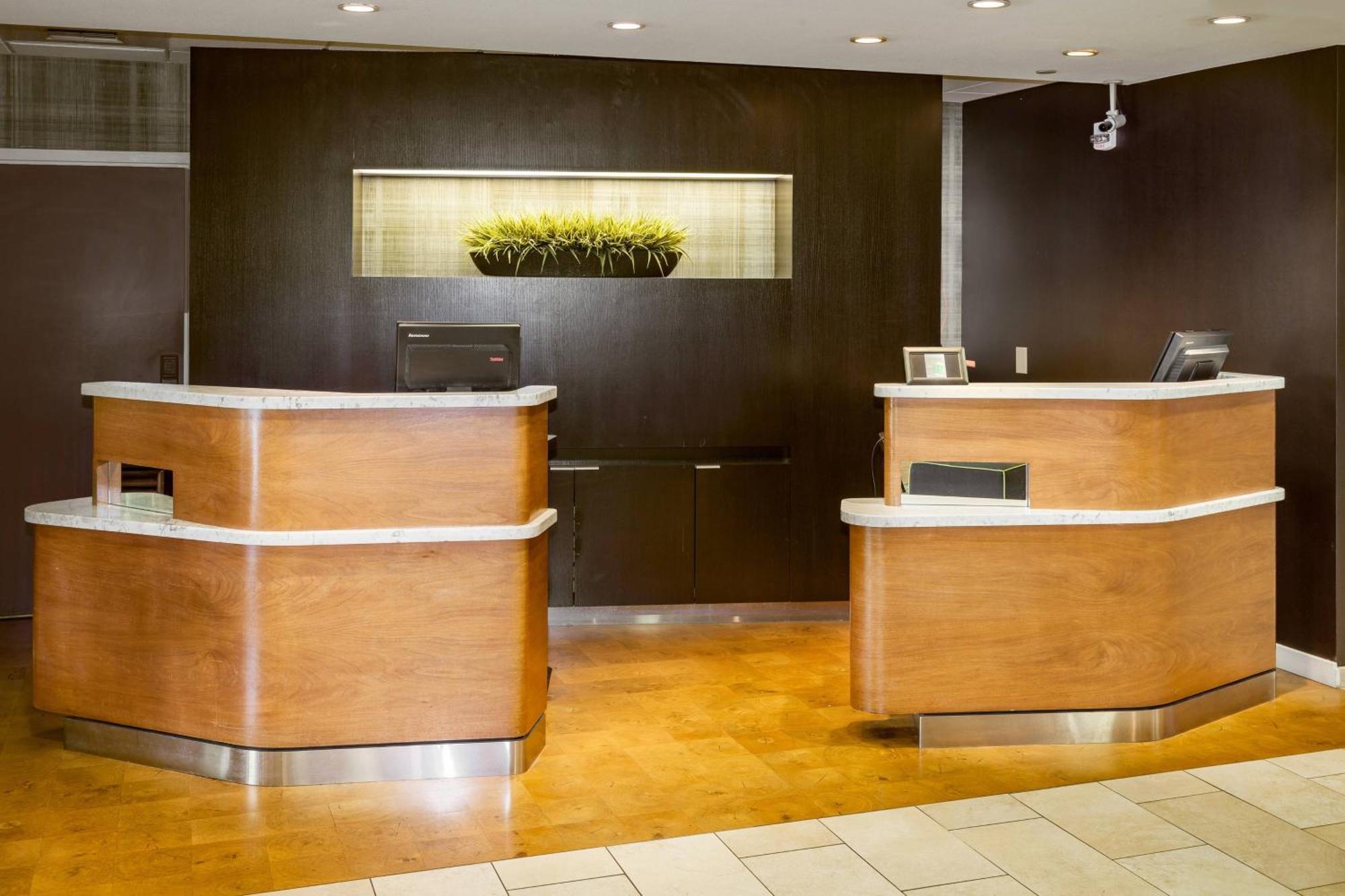 Hotel Courtyard By Marriott 3*