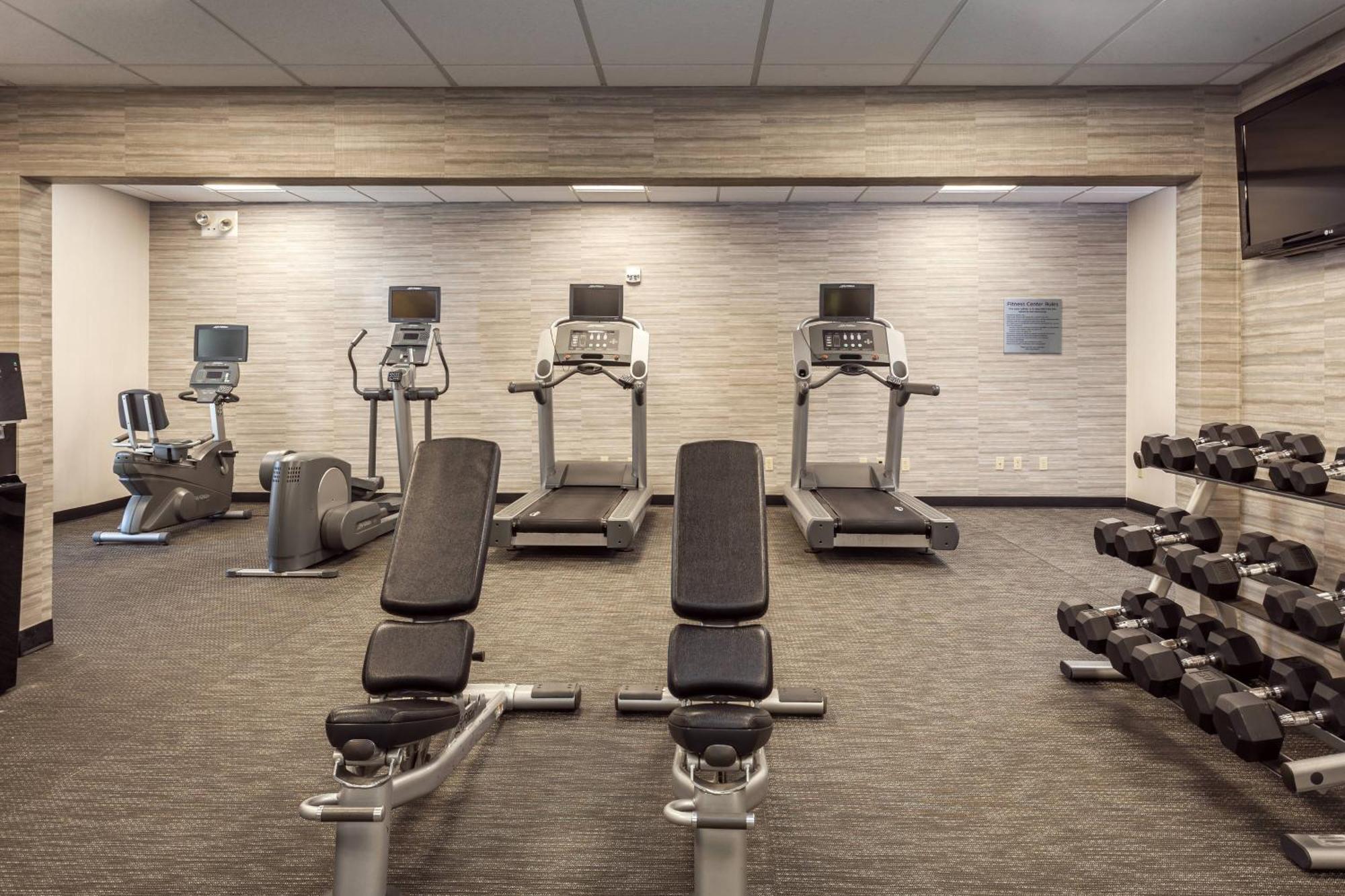 Courtyard By Marriott Stockton