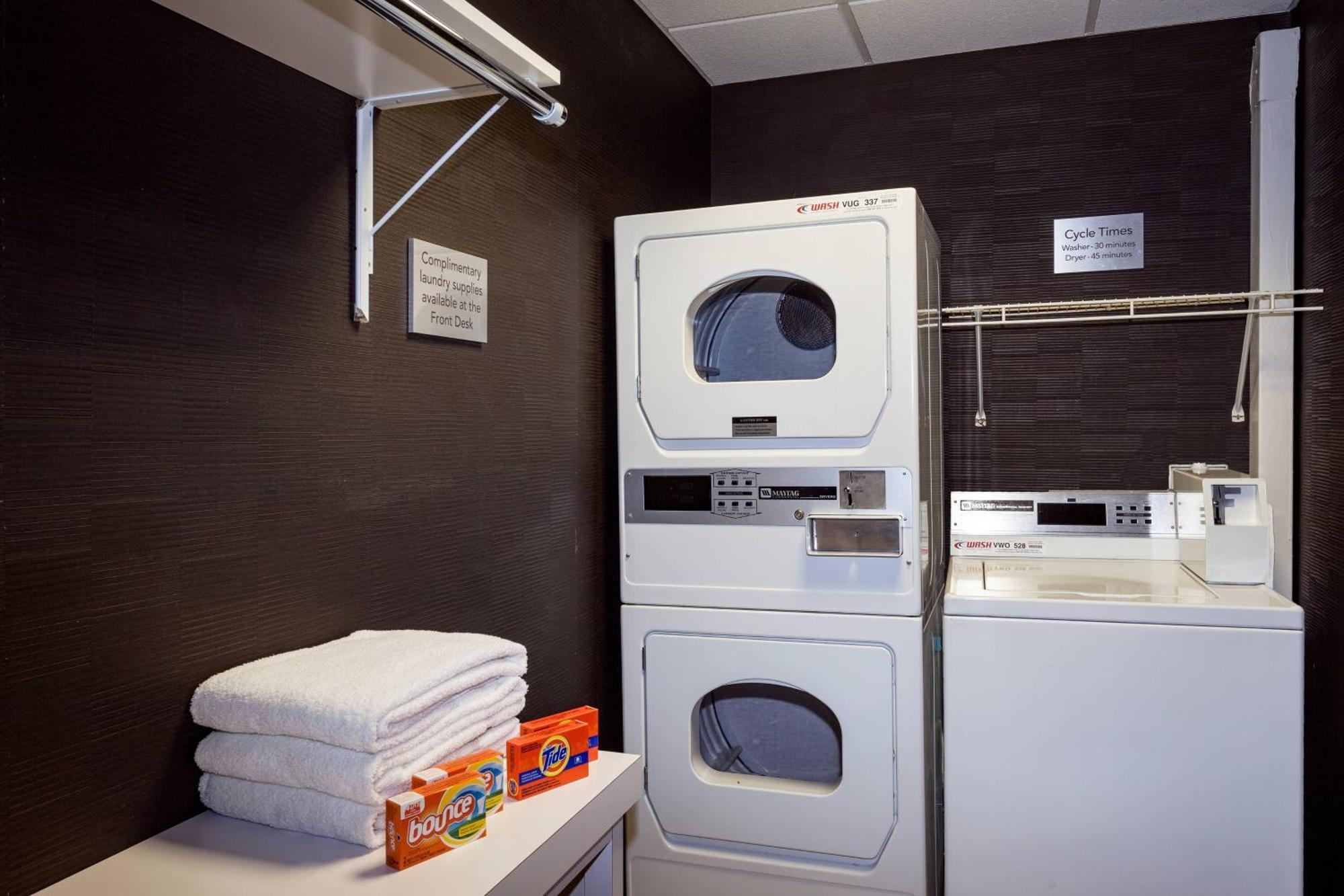 Hotel Courtyard By Marriott